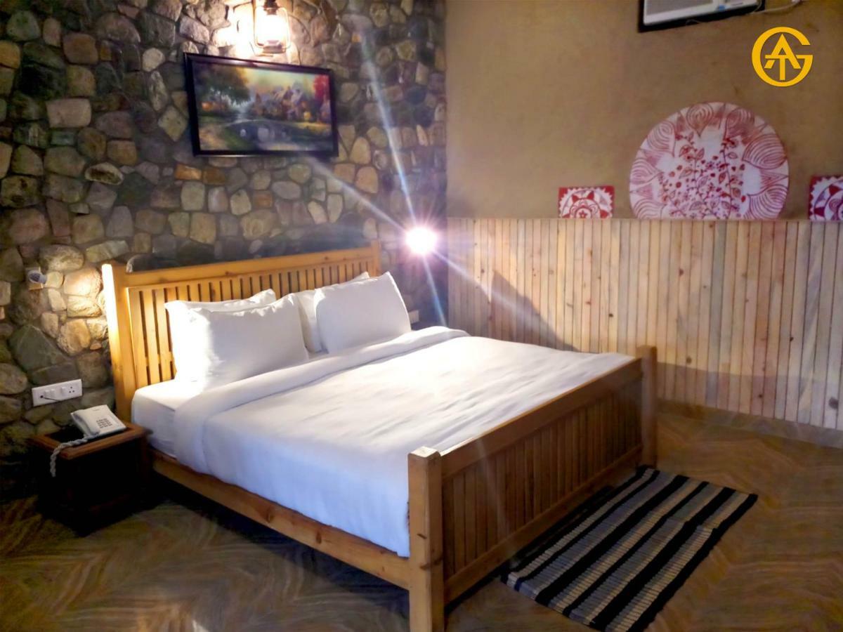 Tag Resorts The Banyan Retreat Rāmnagar Exterior foto